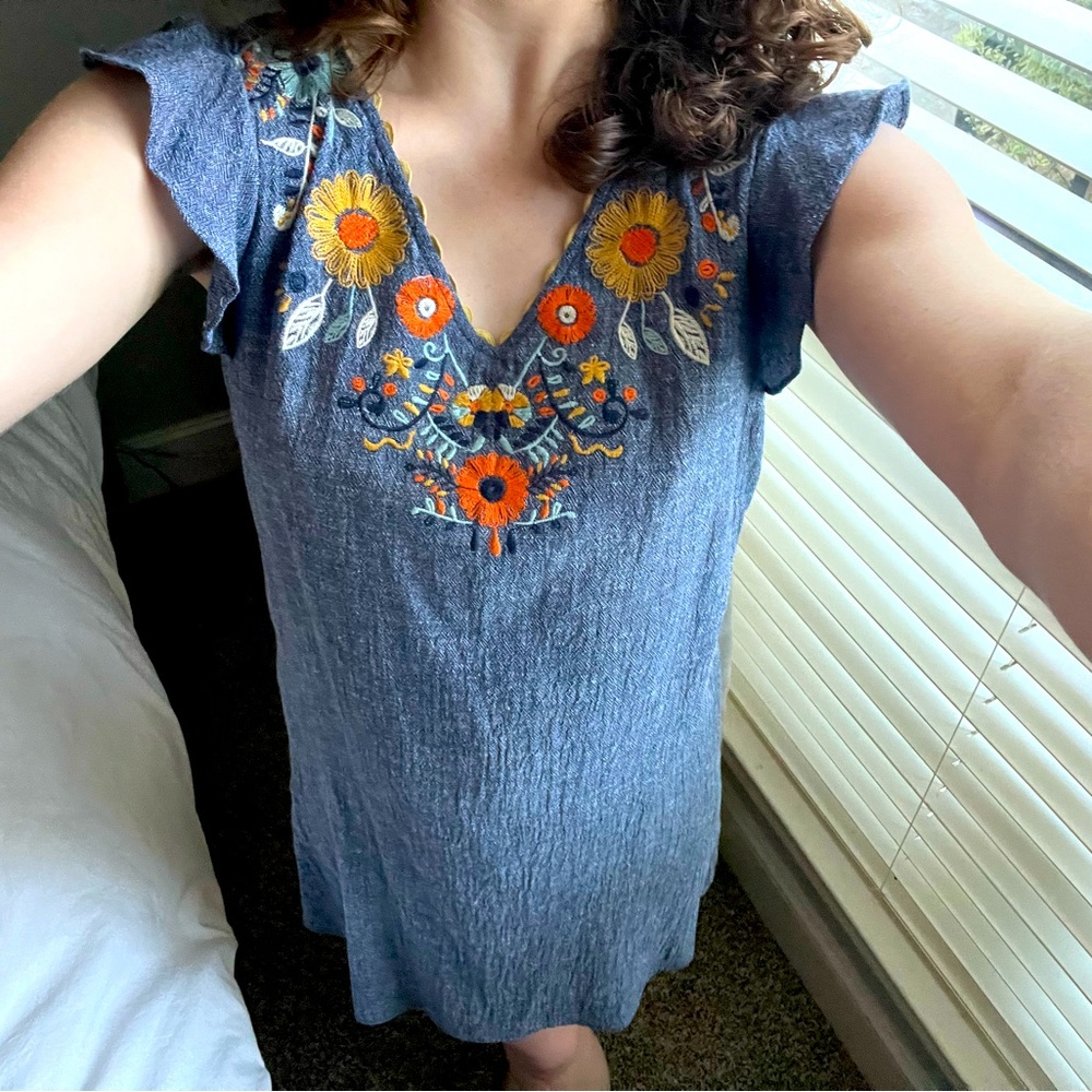 THML Mini Blue Floral Dress. XS TTS. Lined Mini Dress. Spring Dress.